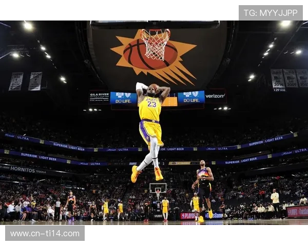 湖人詹姆斯17分8助攻，关键时刻经验助队险胜